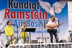 Musik bei K&uuml;ndigt Ramstein, Berlin